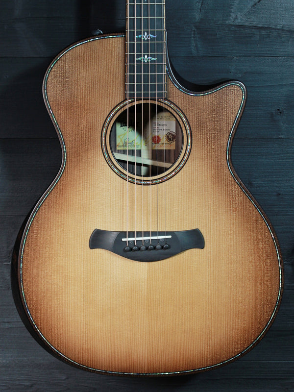 Taylor Builder’s Edition 914ce Wild Honey Burst Rosewood / Lutz Spruce Grand Auditorium