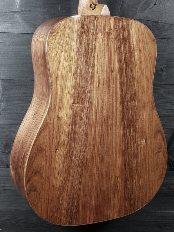 Taylor Guitars NAMM Custom DN #13 Honduran Rosewood / Adirondack Dreadnought