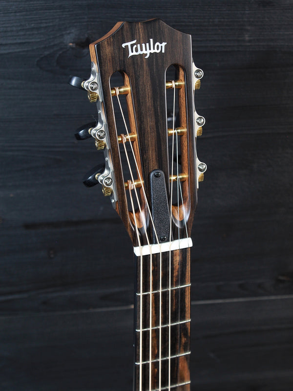 Taylor Custom Select 312ce 12-Fret Walnut Cedar w/ LR Baggs HiFi Electronics