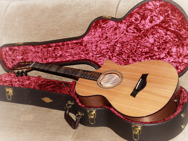 Taylor Custom Select 312ce 12-Fret Walnut Cedar w/ LR Baggs HiFi Electronics