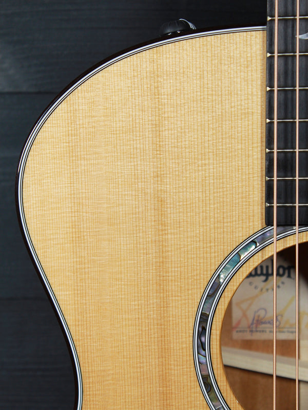 Pre-Owned Taylor 414ce Custom Select Mahogany / Cedar Acoustic-Electric Guitar