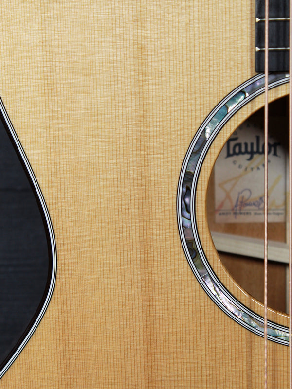 Pre-Owned Taylor 414ce Custom Select Mahogany / Cedar Acoustic-Electric Guitar