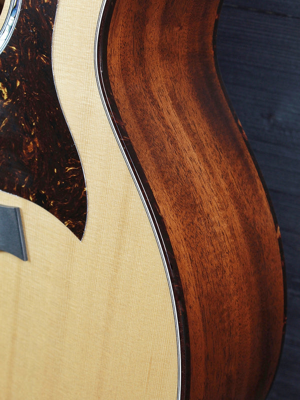 Pre-Owned Taylor 414ce Custom Select Mahogany / Cedar Acoustic-Electric Guitar