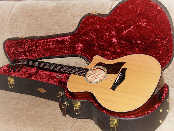 Pre-Owned Taylor 414ce Custom Select Mahogany / Cedar Acoustic-Electric Guitar