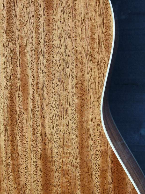 Taylor Guitars Gold Label 517e SB Grand Pacific Mahogany Torrified Spruce Acoustic Electric
