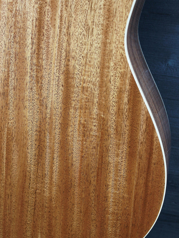 Taylor Guitars Gold Label 517e SB Grand Pacific Mahogany Torrified Spruce Acoustic Electric