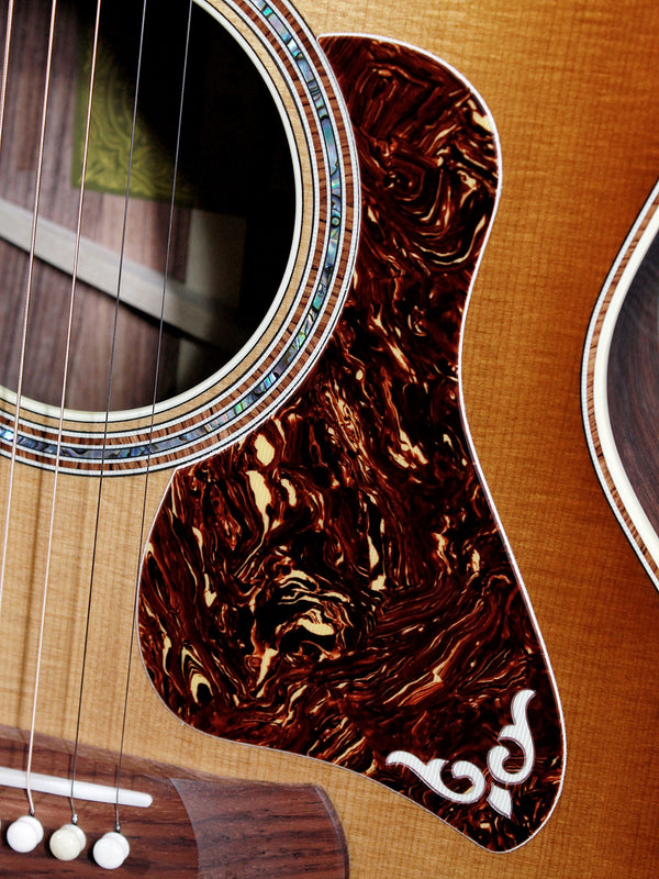 Taylor Gold Label 814e Sunburst Honduran Rosewood Torrified Spruce Acoustic-Electric Guitar