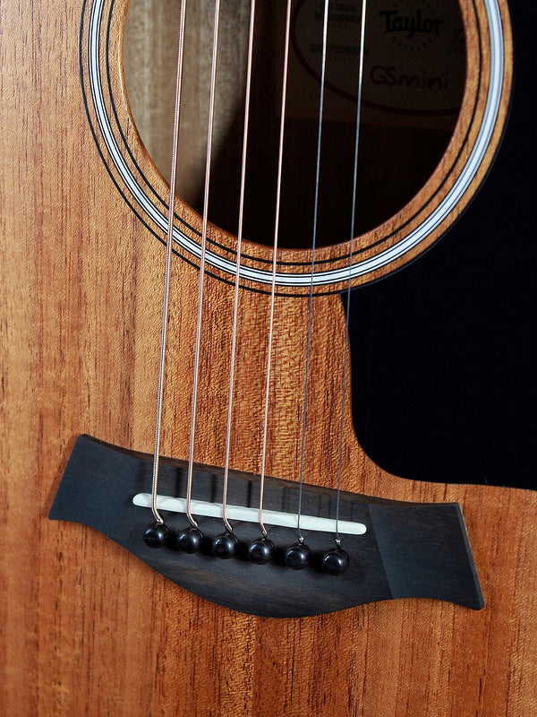 Taylor GS Mini M Mahogany Acoustic Guitar w/ Deluxe Soft Case