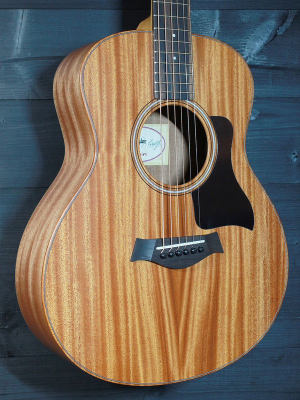 Taylor GS Mini M Mahogany Acoustic Guitar w/ Deluxe Soft Case