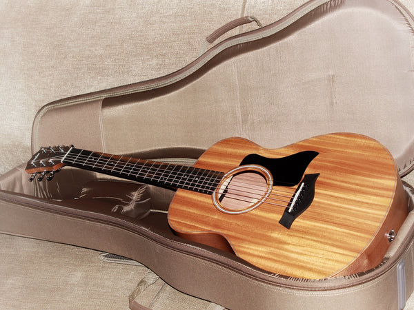 Taylor GS Mini M Mahogany Acoustic Guitar w/ Deluxe Soft Case