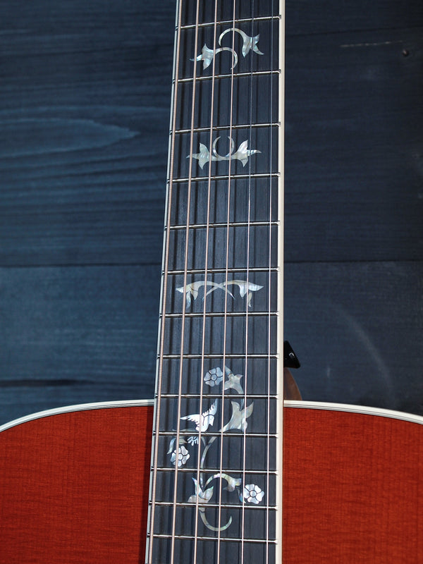 Taylor Guitars Legacy 810e Special Edition Heritage Burst w/ Cindy Inlay Dreadnought