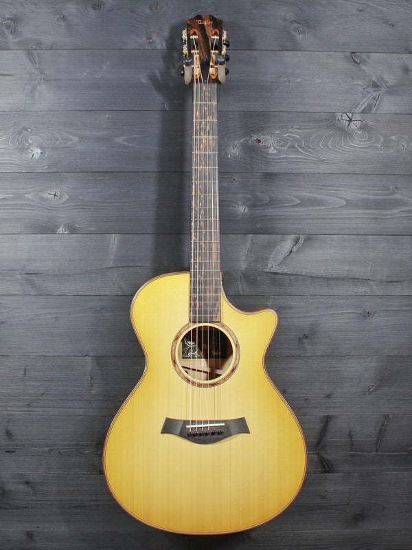 Taylor Guitars NAMM #26 Custom GC Blackheart Sassafras / Engelmann B6026