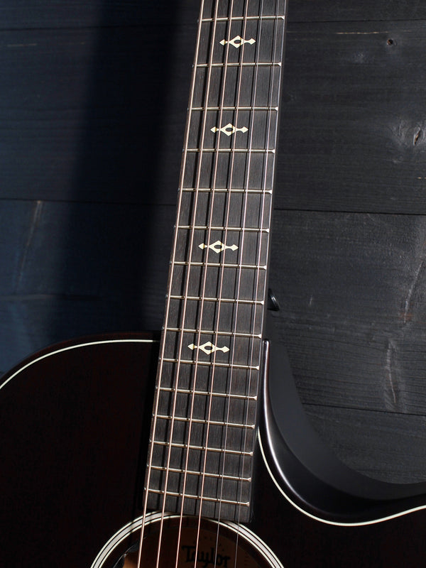 Taylor Next Generation Builder’s Edition 324ce Sapele / Mahogany Top w/ Claria Pickup