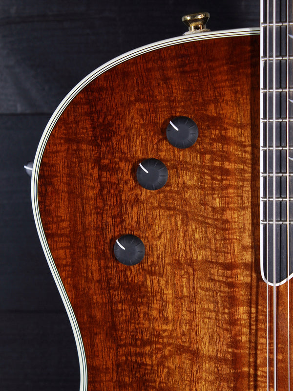 Pre-Owned Taylor T5-C2 12-String Koa Top (Full Size) Acoustic-Electric Hybrid Guitar