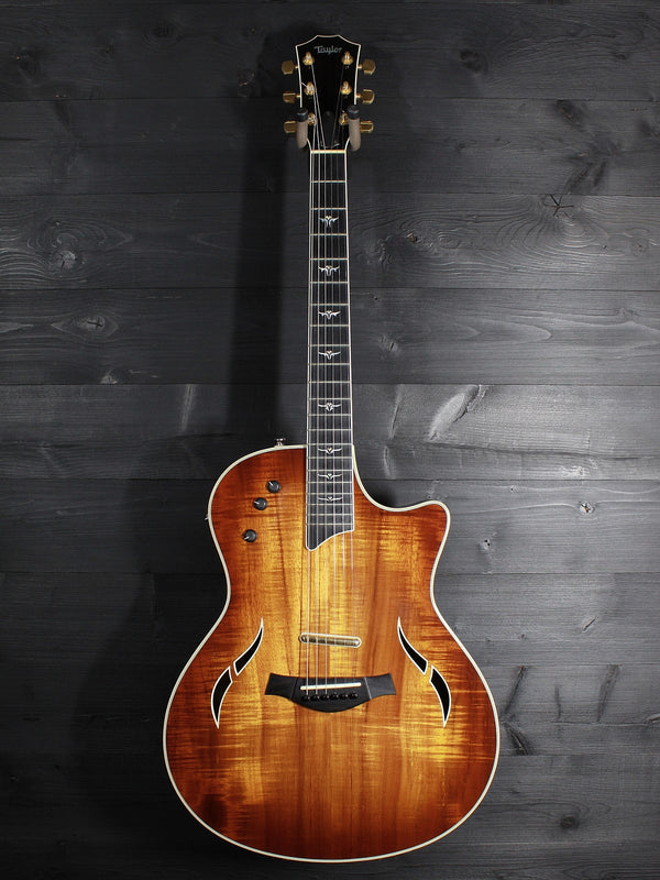 Pre-Owned Taylor T5-C2 Koa Top (Full Size) Acoustic-Electric Hybrid Guitar