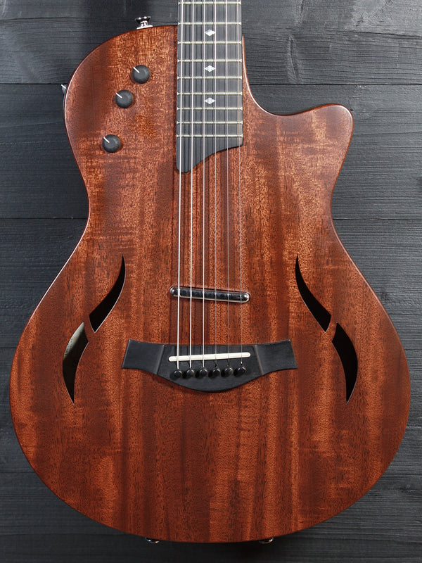 Pre-Owned Taylor T5z Classic Mahogany Top Hollowbody Hybrid w/ Taylor Hardshell Case