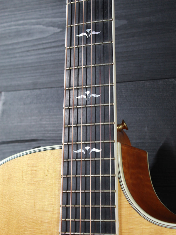 Pre-Owned Taylor 614ce Maple / Spruce Grand Auditorium Acoustic-Electric Guitar