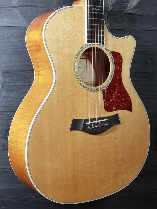 Pre-Owned Taylor 614ce Maple / Spruce Grand Auditorium Acoustic-Electric Guitar