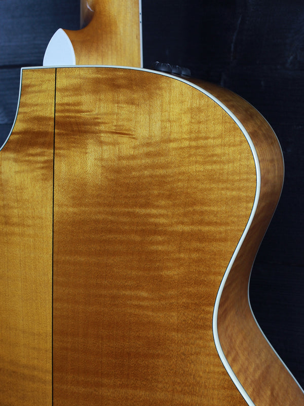 Pre-Owned Taylor 614ce Maple / Spruce Grand Auditorium Acoustic-Electric Guitar