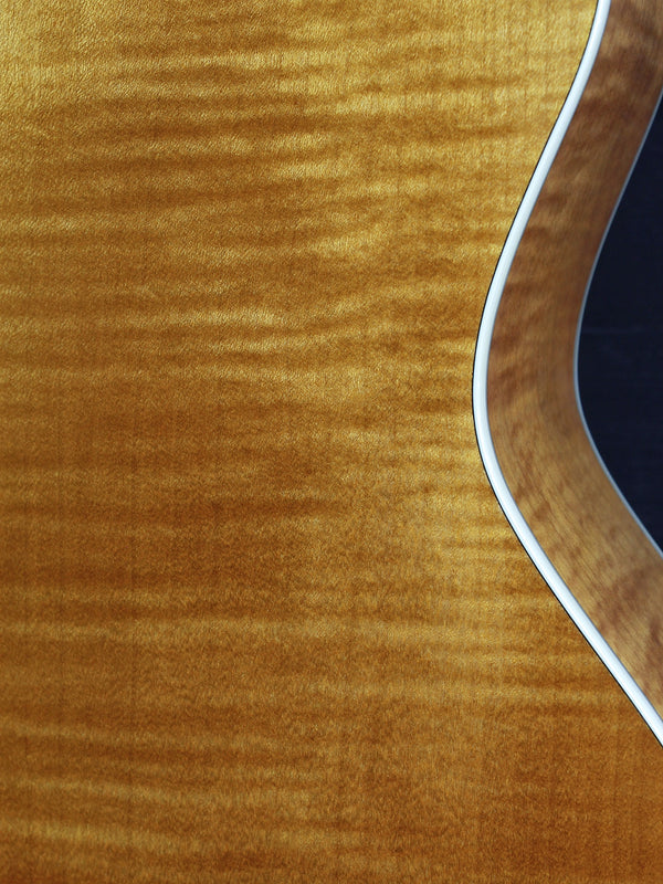 Pre-Owned Taylor 614ce Maple / Spruce Grand Auditorium Acoustic-Electric Guitar
