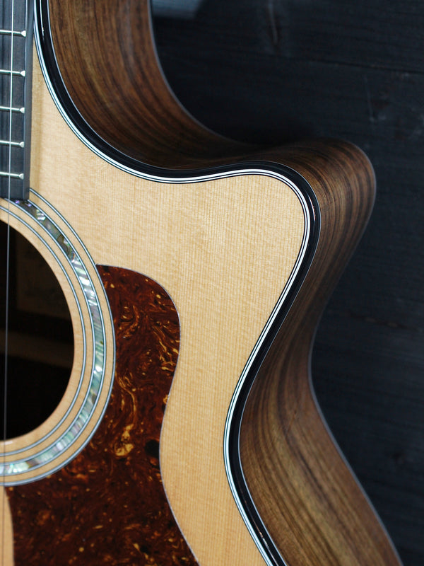 Taylor Legacy Collection 714ce Rosewood / Cedar Acoustic - Electric Guitar LTD