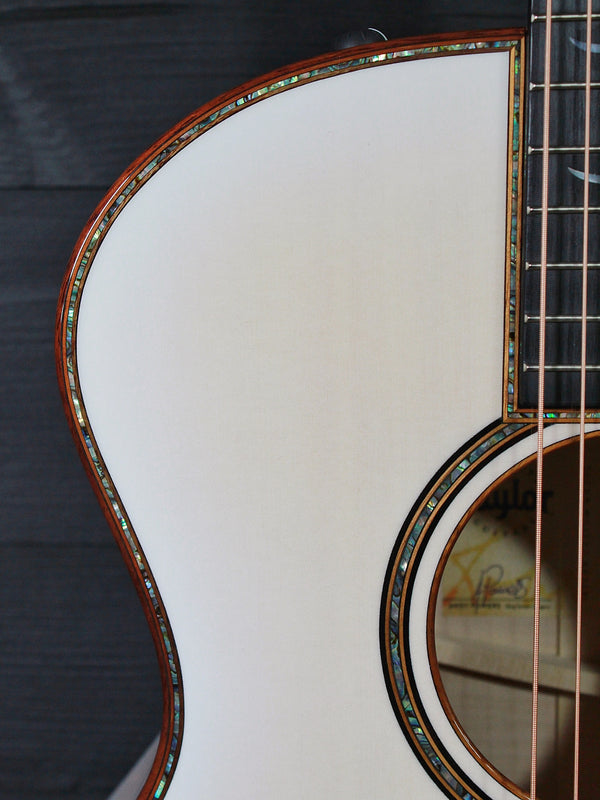 Taylor Custom Grand Auditorium NAMM Show #22 C14ce-B3022 Acoustic-Electric Guitar