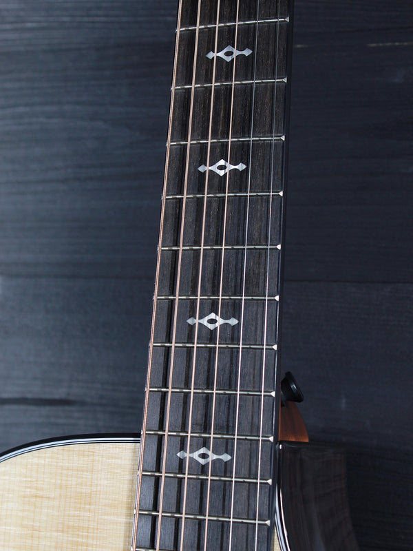Taylor 412ce ebony fretboard detail