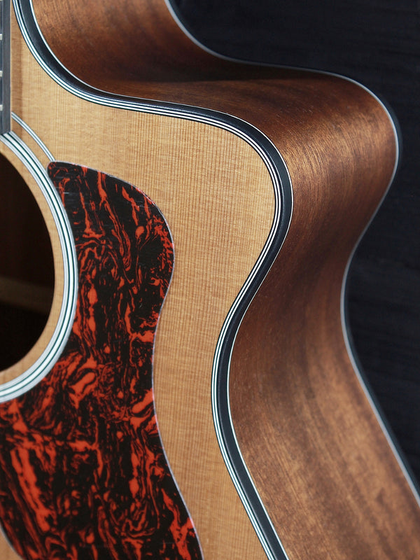 Walden G570ce Acoustic Electric Guitar – Solid Cedar Grand Auditorium | Warm Natural Tone