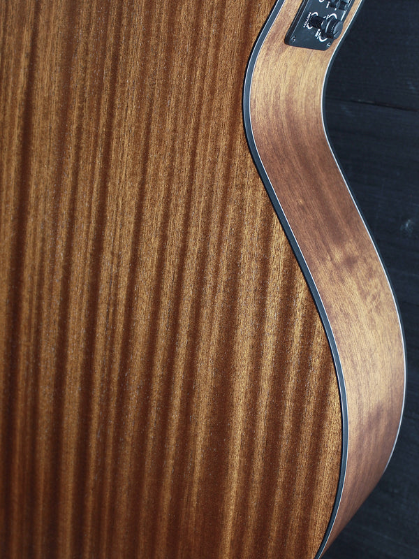 Walden G570ce Acoustic Electric Guitar – Solid Cedar Grand Auditorium | Warm Natural Tone