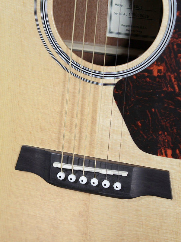 Walden Guitars D550CE Solid Top Acoustic-Electric Dreadnought