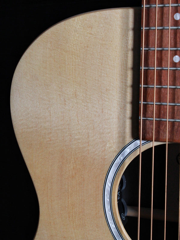 Martin 000-X2E Solid Sitka Top X Series - Authorized Online Dealer