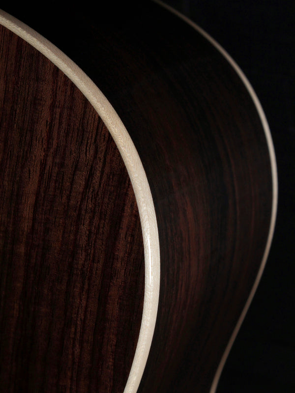 Taylor 818e Rosewood Grand Orchestra - Authorized Online Dealer
